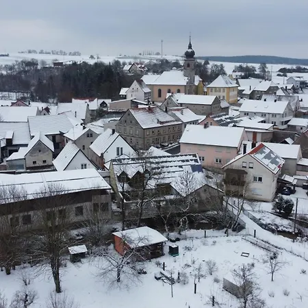 Pausenhof Zweite-heimat * Rauhenebrach