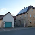 Apartment Pausenhof Zweite-heimat Rauhenebrach